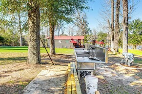 Lakefront Cabin in Brinson: Behind the Moon