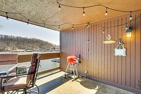 Lakefront Osage Beach Retreat: Dock Access!