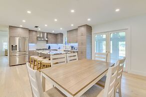 Sups & Dock at Waterfront Home in Freeport