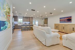 Sups & Dock at Waterfront Home in Freeport