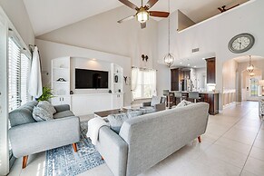 16 Mi to Disney: Home w/ Pool & Grill in Davenport