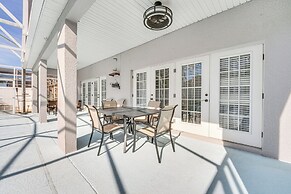 16 Mi to Disney: Home w/ Pool & Grill in Davenport