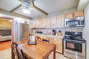 8 Mi to Hatfield-mccoy Trails: Cabin in Delbarton