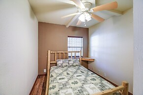 8 Mi to Hatfield-mccoy Trails: Cabin in Delbarton