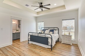 Steps to Shore: Pet-friendly Crystal Beach House