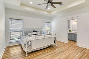 Steps to Shore: Pet-friendly Crystal Beach House