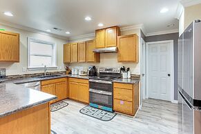 14 Mi to Tacoma Art Museum: Quiet Puyallup Getaway