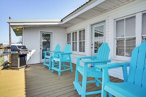 1 Mi to Cypremort Point: Waterfront Gem w/ Dock!