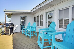 1 Mi to Cypremort Point: Waterfront Gem w/ Dock!