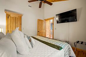 Eagle Nest Lodge Hot Tubs Mountain Views