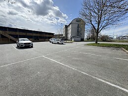 Injoy Hotel Elmia