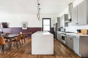 Stylish Retreat Near Germantown