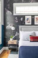 Stylish Retreat Near Germantown