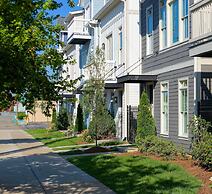 Stylish Retreat Near Germantown