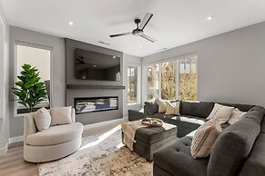 Olympic Escapes Silver 4 Bedroom Townhouse