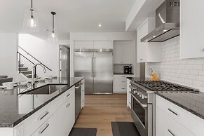 Olympic Escapes Silver 4 Bedroom Townhouse