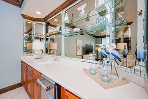 Phoenix On The Bay 1527 3 Bedroom Condo