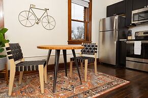 Luxury Multi-unit Historic Building Near Downtown