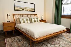 Luxury Multi-unit Historic Building Near Downtown