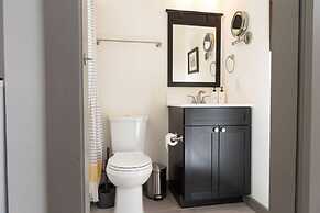 Luxury Multi-unit Historic Building Near Downtown