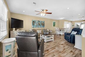 Woodland Shores 37: Steps to Beach, 2 Pools + Free Attraction Tickets!