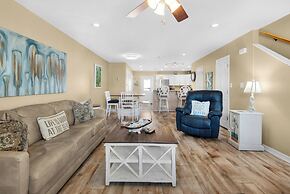 Woodland Shores 37: Steps to Beach, 2 Pools + Free Attraction Tickets!