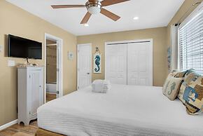 Woodland Shores 37: Steps to Beach, 2 Pools + Free Attraction Tickets!