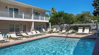 Woodland Shores 37: Steps to Beach, 2 Pools + Free Attraction Tickets!