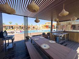 Villa Almaz Marrakech – Palais Exclusif avec Piscine, Spa et Sauna