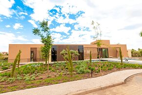Villa Almaz Marrakech – Palais Exclusif avec Piscine, Spa et Sauna