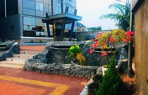One World Luxury Hotel