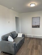 Buoy & Arrow Restaurant and Suites