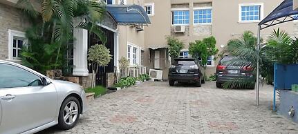 Ladalob Royal Suites