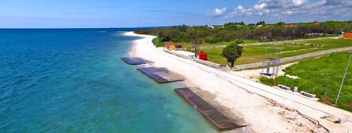 Cozy Apartment in Peroj