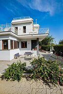 Estate4home - Villa Louise