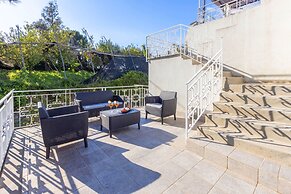 Estate4home - Villa Louise