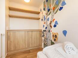 Villa in Burgh-haamstede With Garden