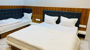 Maa Narmada Hotel & Family Restaurant