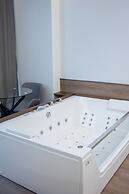 Central Promenade Naples