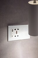 Central Promenade Naples