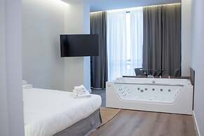 Central Promenade Naples