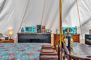 Mays Luxury Farm Stays