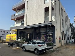 Shree Radhe Mohan Hotel and Resort