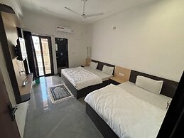 Shree Radhe Mohan Hotel and Resort