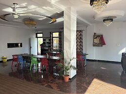 Shree Radhe Mohan Hotel and Resort