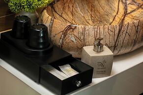 Westlake Pearl Suites - By Pegasy Group