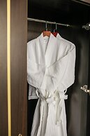 Westlake Pearl Suites - By Pegasy Group