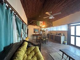 Treehouse Loft in Prime Location