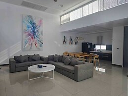 Celeste - 8BR Villa with Pool in Phuket