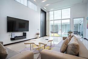 Celeste - 8BR Villa with Pool in Phuket